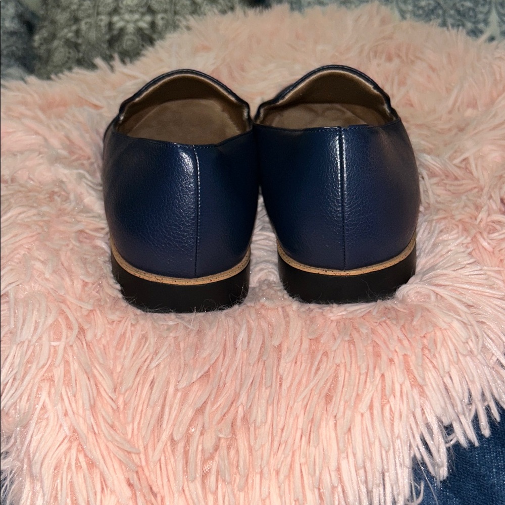 Life Stride Navy Flats - Picture 4 of 5